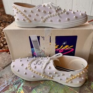 Vintage Glitzies Retro Style Pearl Embellished White Canvas Sneakers Shoes SZ 6